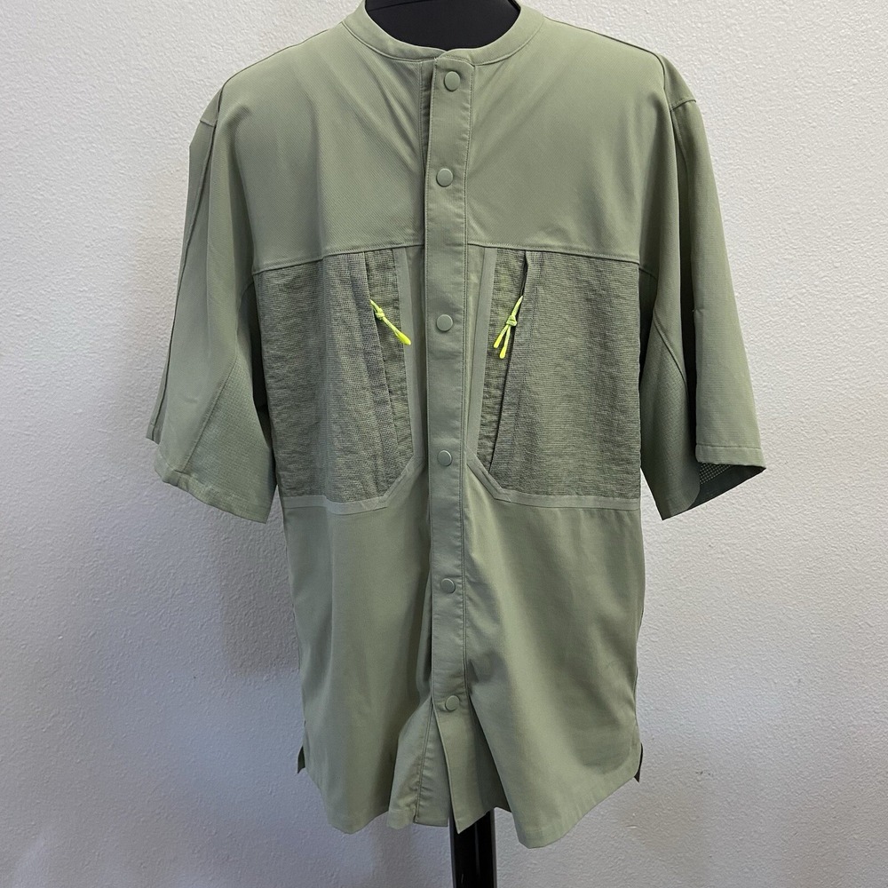 Lululemon Mens M Green Lab Short Sleeve Baseball Shirt Snap Mesh Pocket‎